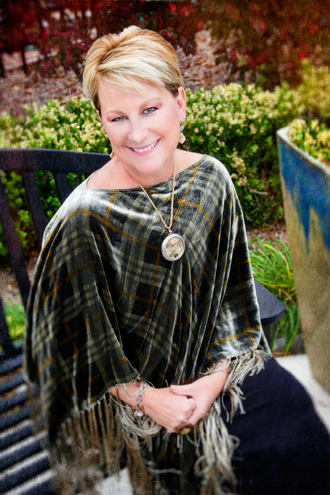 Incredible Healing Journals Presents Lori Lober on her inspiring journey through Stage IV Metastatic Breast Cancer